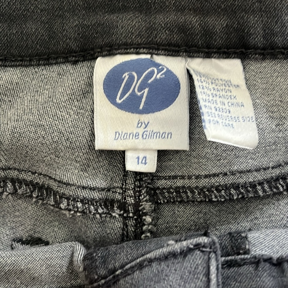 Woman’s Gray Jeans Diane Gilman - Picture 2 of 2